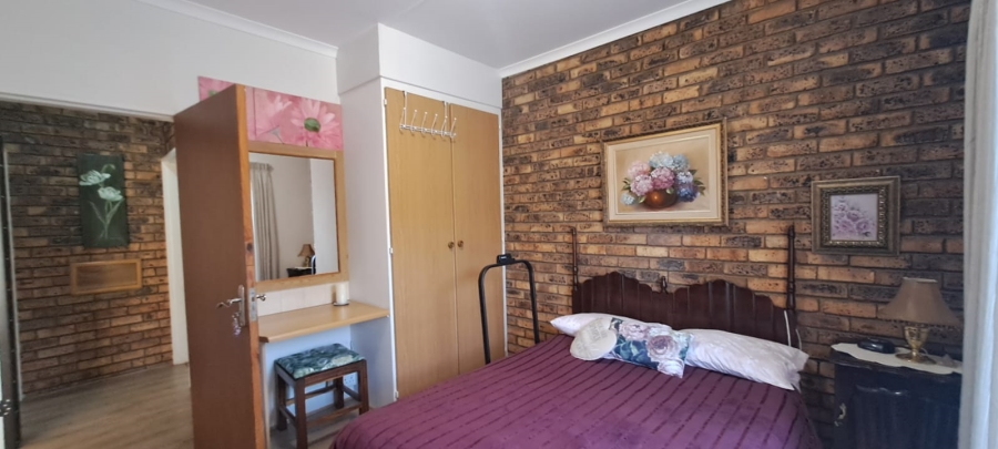 4 Bedroom Property for Sale in La Provance Free State